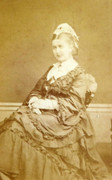 Victorian Carte de Visite Card Photograph of a Seated Victorian Lady    