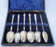 Cased set of 6 Antique EPNS Silver Plated  Apostle Spoons