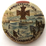 WW1  AIF Gallipoli Landing Anniversary 1919 Button Badge Victoria Cross Medal