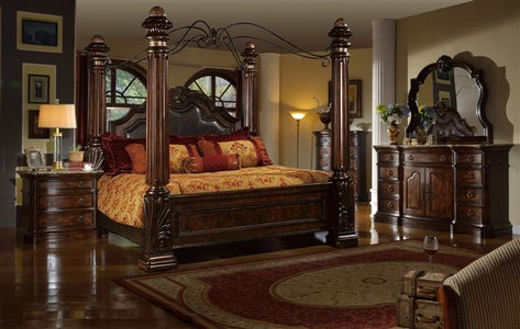 Giana Formal Canopy Bedroom Set
