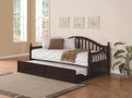 C300090 - Traditionally-Styled Wood Daybed with Trundle