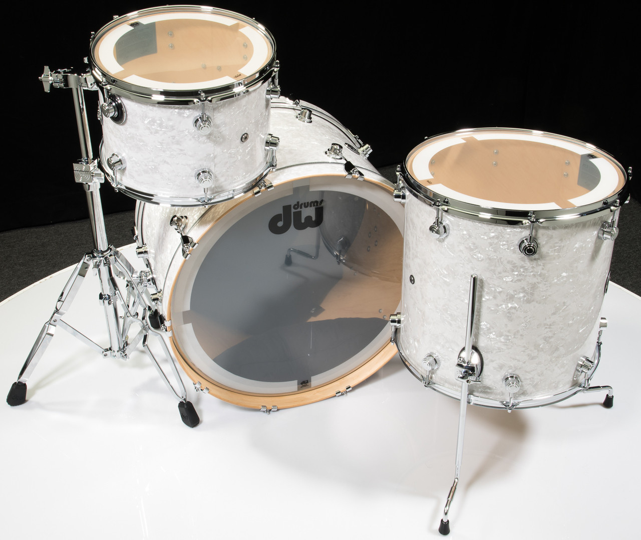Dw Performance Series 3pc Drum Kit White Marine 131624 Shallow 