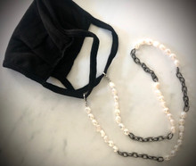 Pearl and Link Mask Chain 