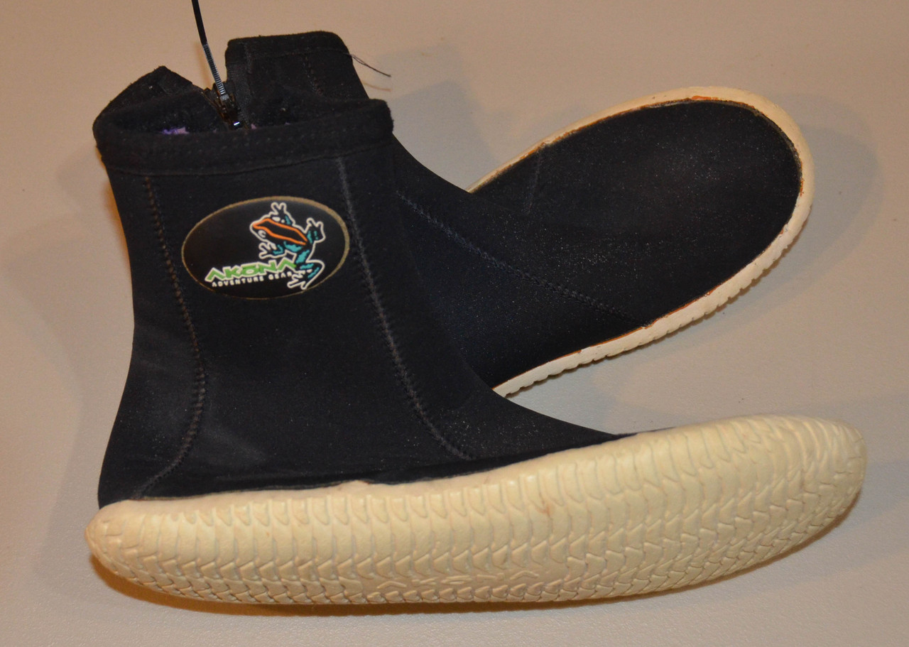 Used Akona 5mm Dive Boots Size 9 Northeast Scuba Supply Store