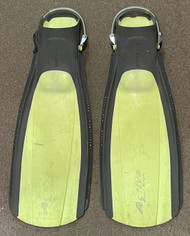 Used - Beuchat Fins - L/XL