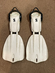 Used - Scubapro Seawing Nova Fins - Medium