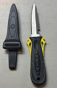 Used - Aqualung Squeeze Lock Knife - Blunt Tip