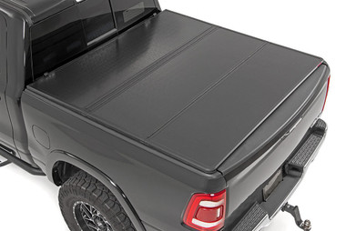 2014-2020 Toyota Tundra 65" Hard Tri-Fold Bed Cover - Rough Country 45714551