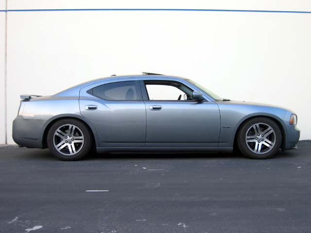 2004 dodge charger