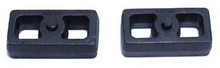 2004-2021 Nissan Titan 2wd 1.5" MaxTrac Cast Lift Blocks - 810015