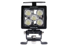 5 LED WORKLIGHT WITH HANDLE, 35 WATTS  30° x 65° Elliptical (Oval) Beam  Blacktips  BLB07053065H