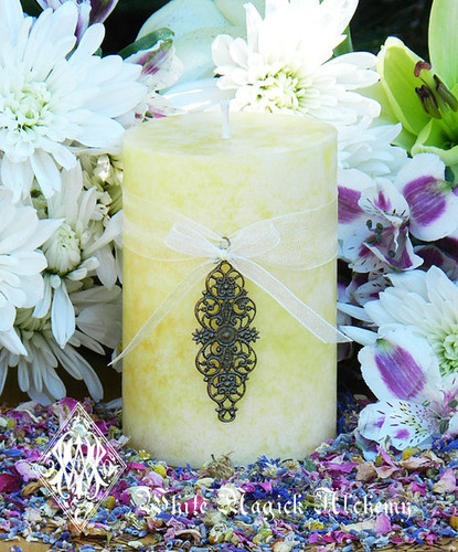 Vanilla Pear & Whipped Cream Candles for Flourishing Abundance, Renewal, Fertility, Purity and Illumination