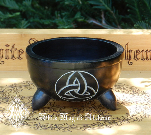 Triquetra Black Stone Cauldron Smudge Pot