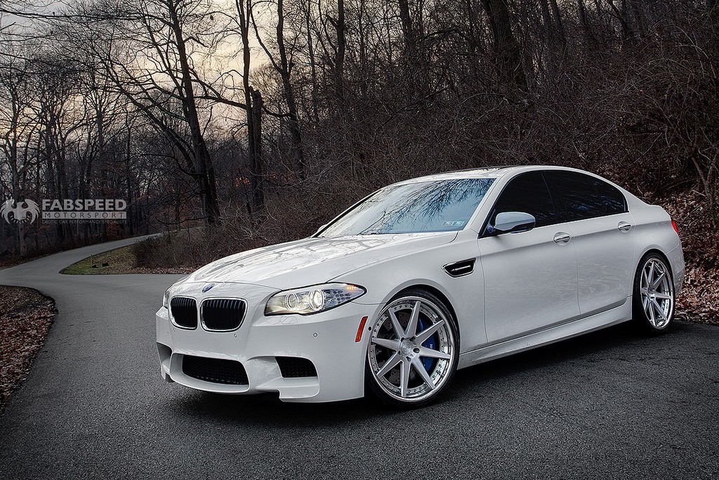 White BMW M5